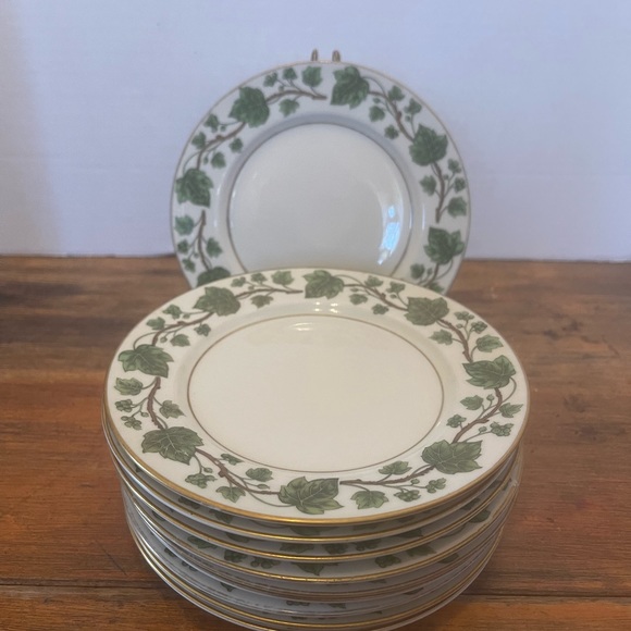 Vintage 1940’s Royal Jackson Emarld Ivy Bread Plate 6.25” (10 available) - Picture 5 of 5